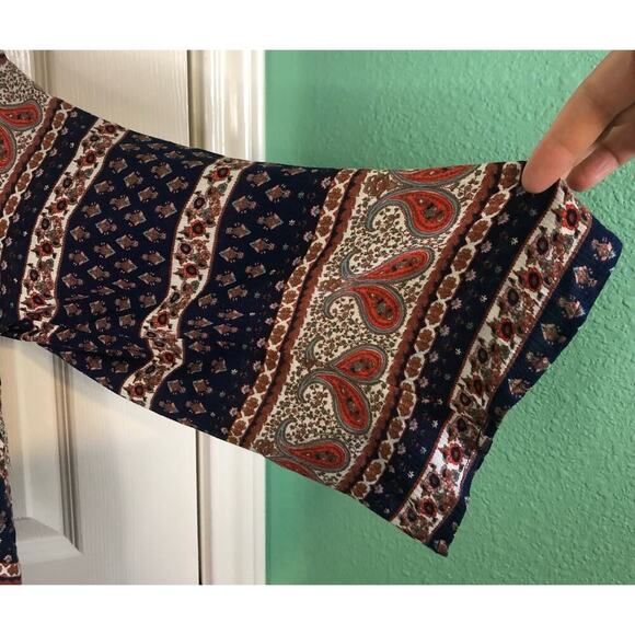 Show Me Your Mumu Bell Sleeve Paisley Boho Button Down Top Blue Red Size XS - Picture 5 of 6